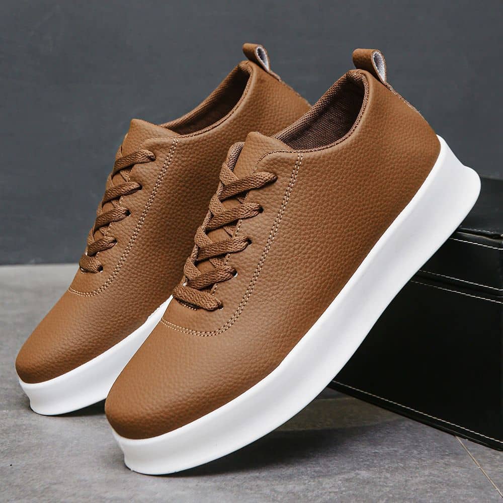 Sneakers Urbaines Minimalistes à Semelle Épaisse